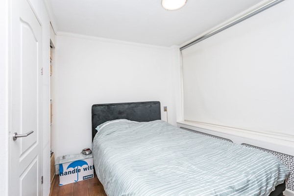 Foto - Verkocht onder voorbehoud: Appartement op 1e etage , 1 slaapkamer, balkon, duurzame VVE plus garage. Centraal gelegen nabij alle verbindingswegen.
